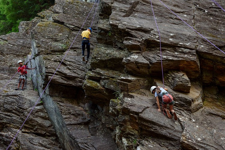 Escalades SSN Vézère Passion - Uzerche © Benoit Charles (40)