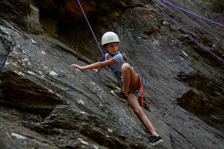 Escalades SSN Vézère Passion - Uzerche © Benoit Charles (11)