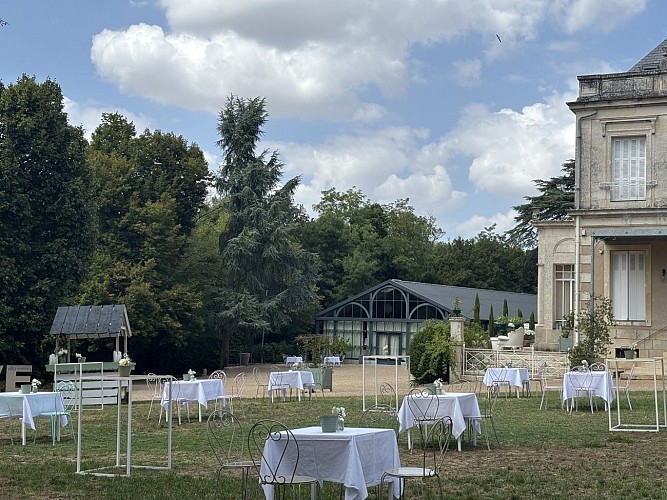 Cocktail sous les Cedres