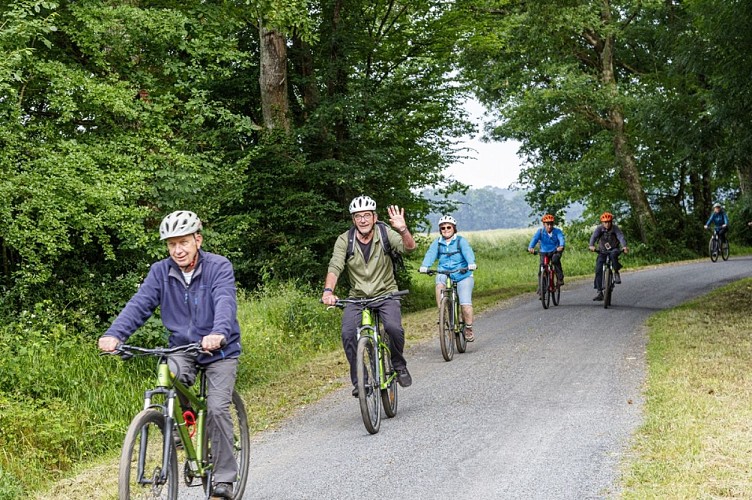 Velo-val-natura-ERochet-vallee-isle-perigord