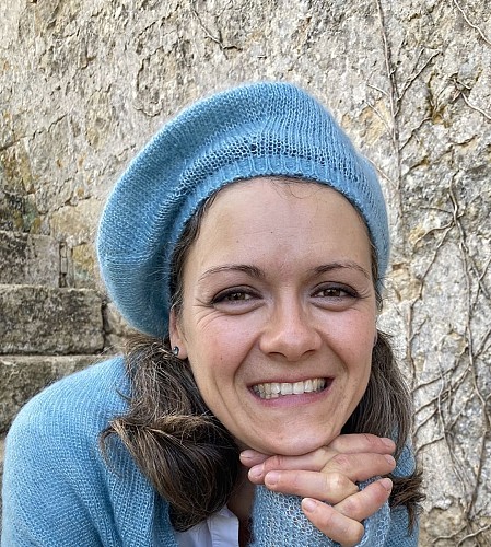 Isabelle vêtue de Mohair et Soie