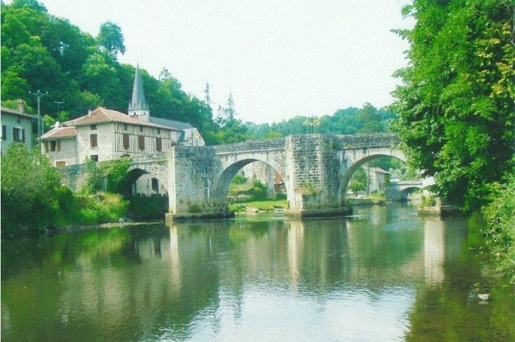 Saint-Léonard de Noblat, ville du Pays d'art et d'histoire Monts et Barrages_8