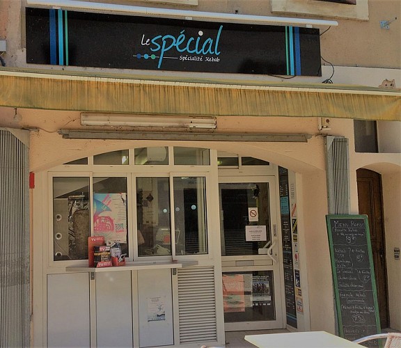 12141065_569491323213985_1793446609760516696_o.jpg_3