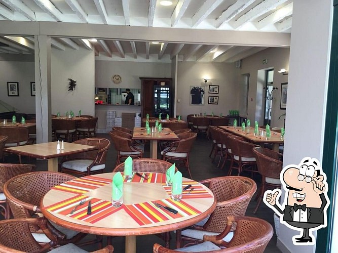 r1a9-design-Restaurant-du-Golf-2021-08-2.jpg_4