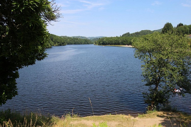 Gite "Le Lac" à Bujaleuf en Haute-Vienne (Limousin en Nouvelle Aquitaine)_3