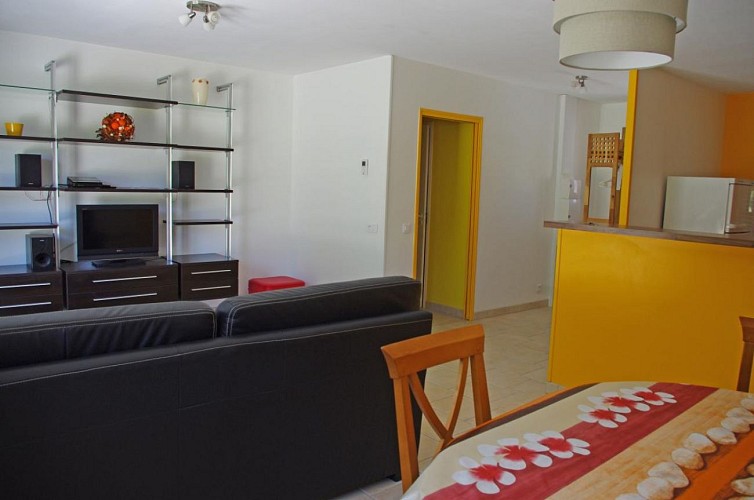 Gite "L'orange" à Saint Just Le Martel en Haute-Vienne (Limousin)_3