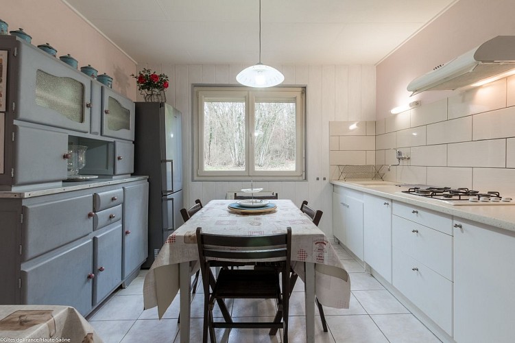 Cuisine donnant sur le bois avec meuble mado_3