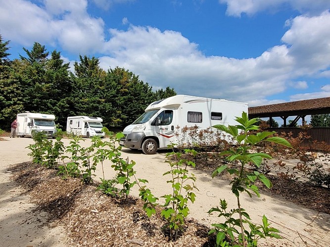 parking camping car_Gaillon (2)