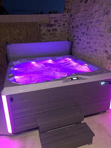 Location la Demeure de Constance à Saint-Martial de Nabirat