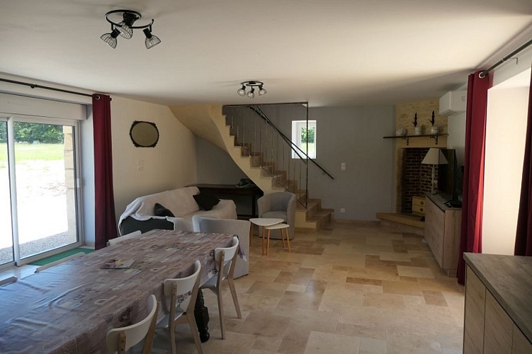 HLO_La Grangette_Salon Salle à manger_St Léon sur Vézère_novembre 2021©Grangette