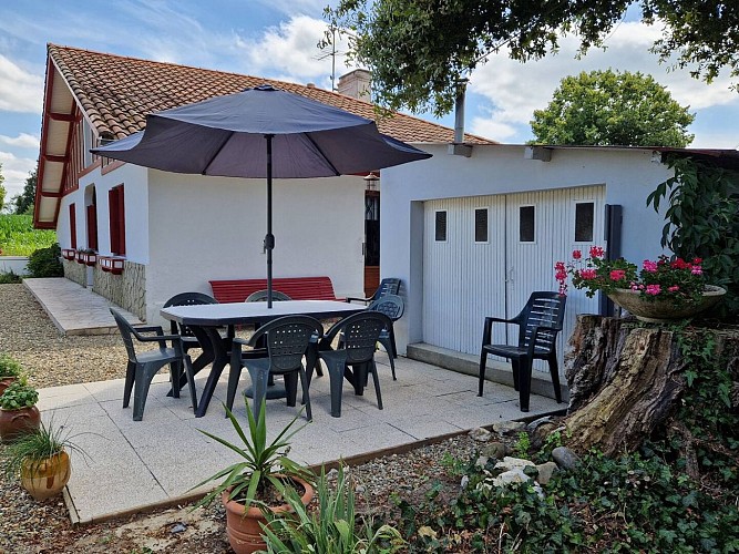 Terrasse maison du coucou