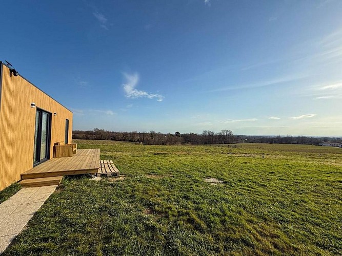 La Box des Oiseaux jardin et vue 2025 ©AguilarVelten