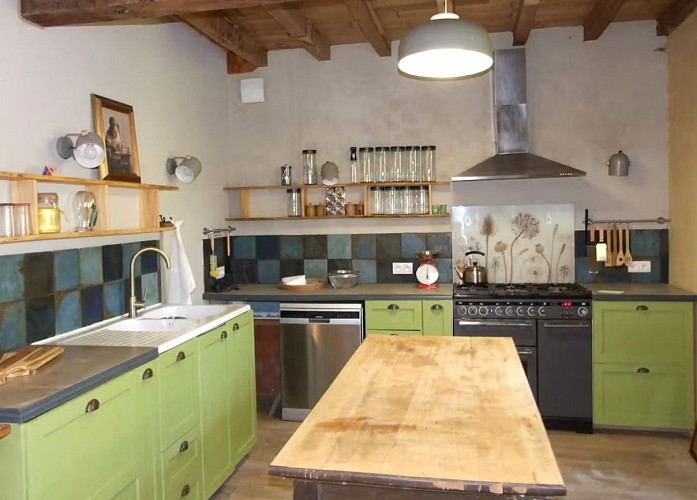 6e75dbbf-6ee7-4f45-9898-94eb5d852d52