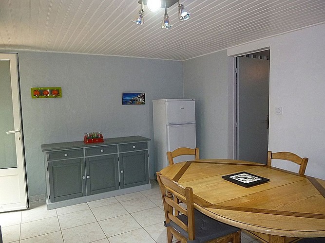 Location Etchegaray - Cuisine autre vue - St Martin Arrossa