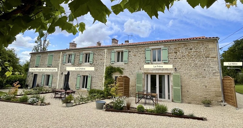 Répartition des gîtes Le Chêne, Le Frêne et Le Hêtre au Tilleul Étoilé
