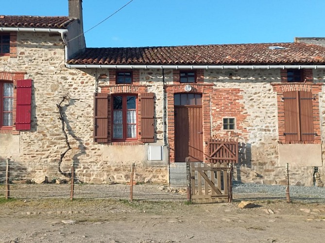 maison de campagne Saint Sornin La Marche
