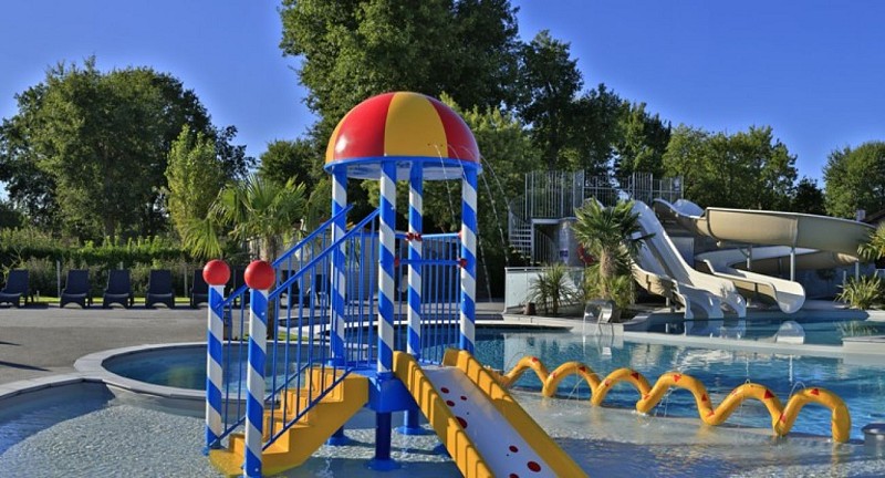 Camping Les Abberts espace aquatique ©Les abberts - réduit