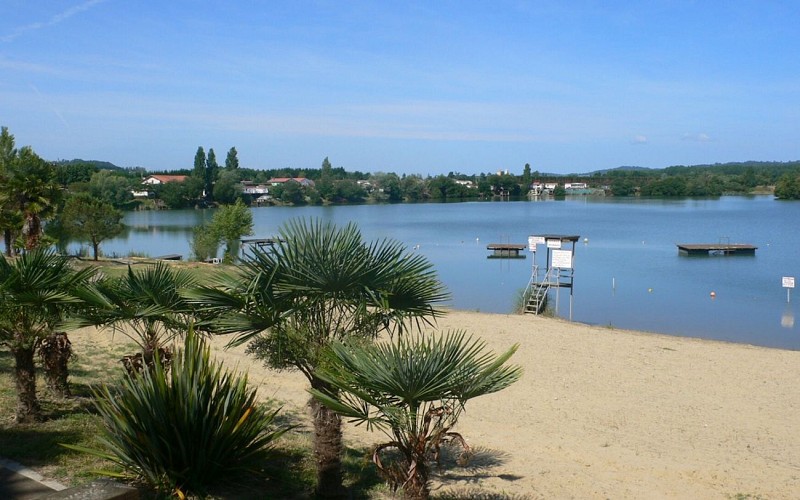 Camping lac de Sames 2