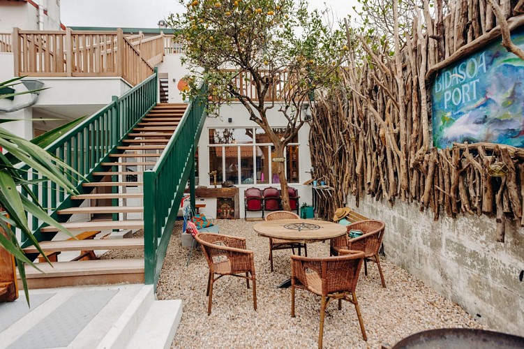 Hostel Demain C'est Loin Escalier extérieur