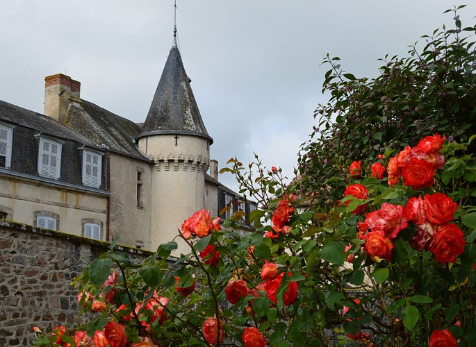 Visite de Saint-Jean-Ligoure