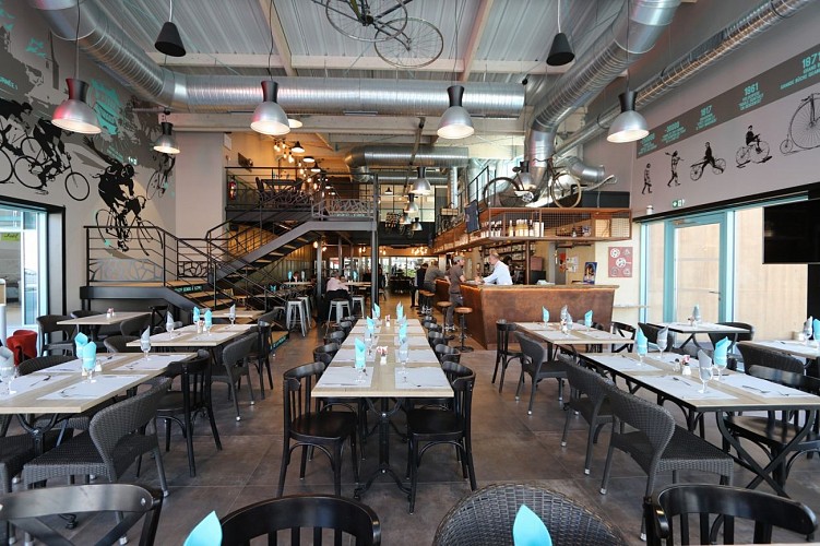 Au Guingois ID'Halles