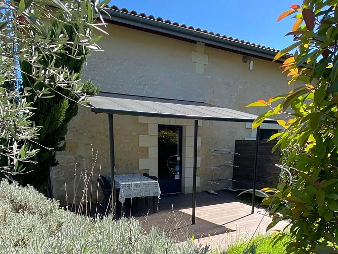 Domaine Canteloup - Gite L'Ombrière - Vue extérieure