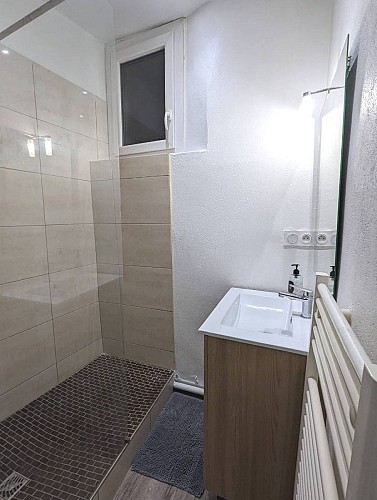 d9117480-6c88-4788-9db0-9254573d163c (1)