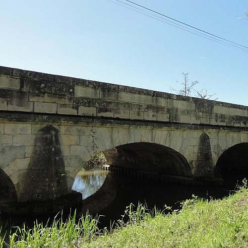 Pont à 5 arches de Demigny 71150