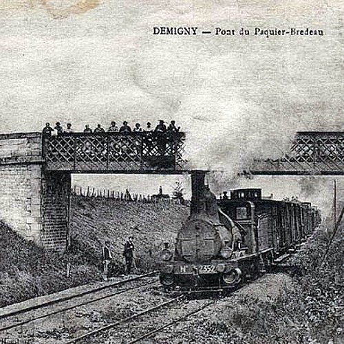 Ancien pont de la voie ferrée du Paquier Bredeau