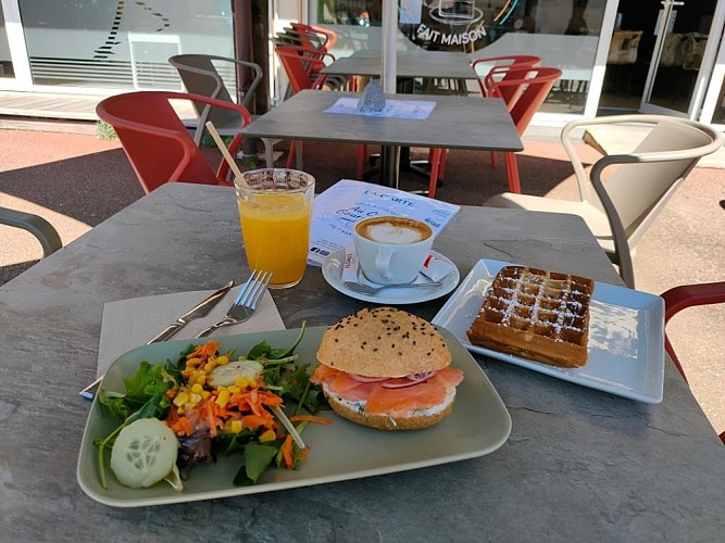 Au coin Gourmand-brunch en terrasse-soustons