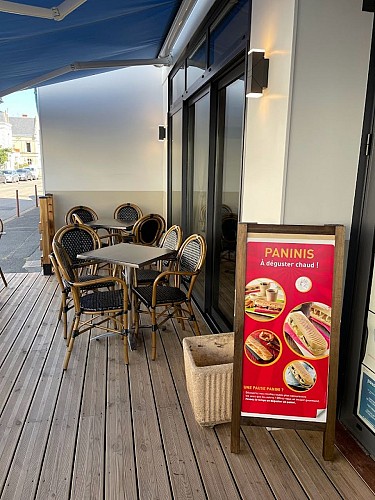 Bar Tabac Presse Jeux FDJ  le Brazza  Thouars  Deux Sevres