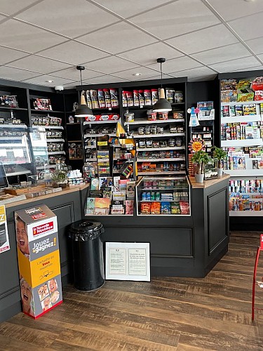 Bar Tabac Presse Jeux FDJ  le Brazza  Thouars  Deux Sevres