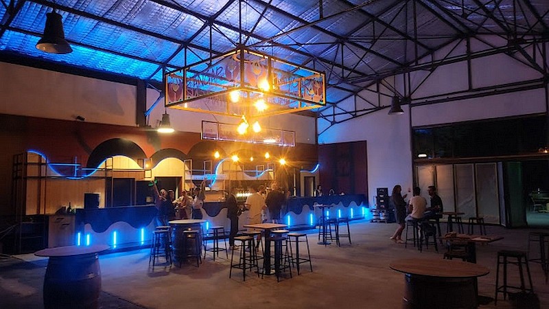 bressuire-bar-restaurant-hangar2.0-salle