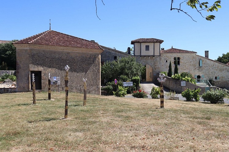 Village de Maignaut-Tauzia