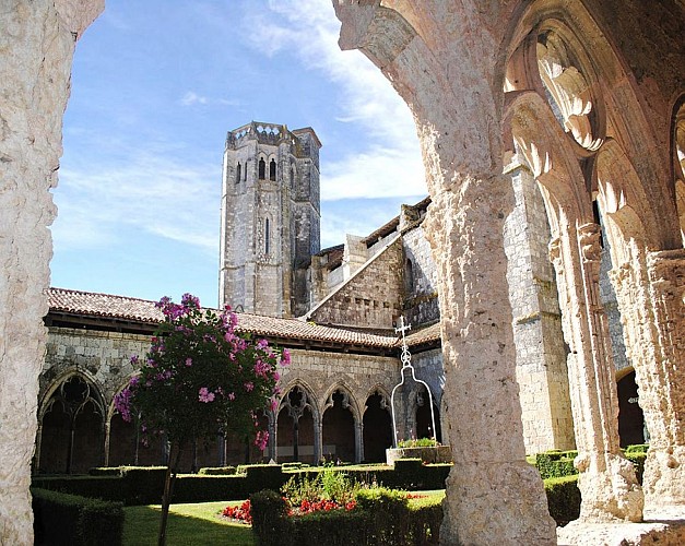 Ensemble Collégial Saint-Pierre de la Romieu