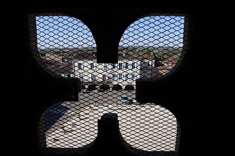 Si Loin, si Proche - Clé des Champs N°8/15