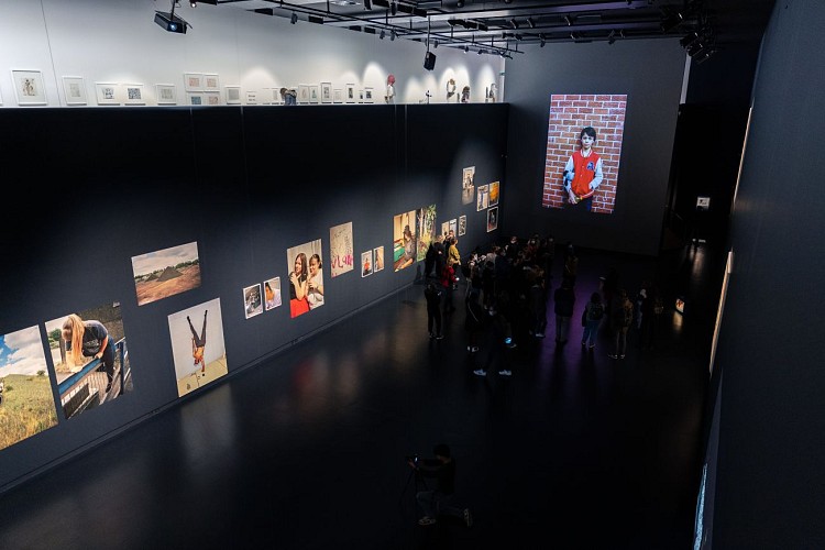 BPS22 (2022). Vue exposition TEEN SPIRIT