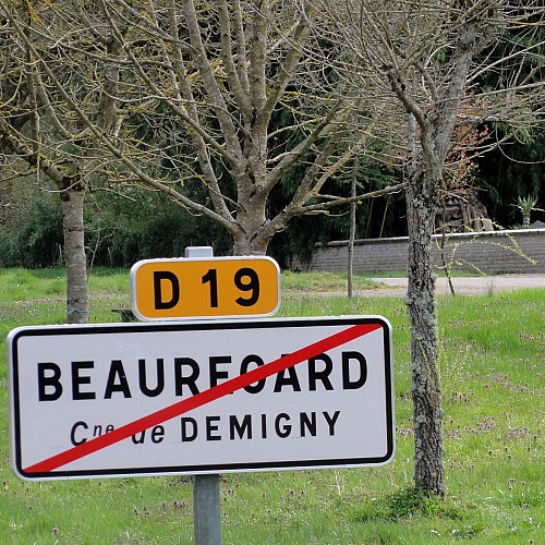 Départ itinéraires balisés de Beauregard.