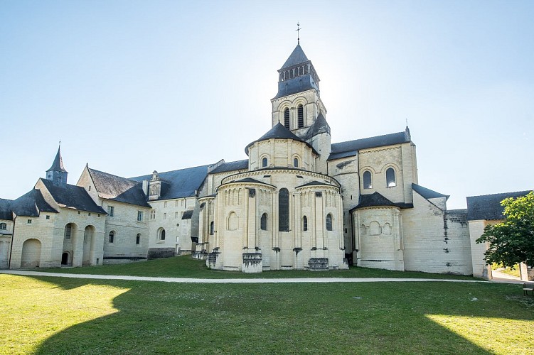 Fontevraud-l'Abbaye