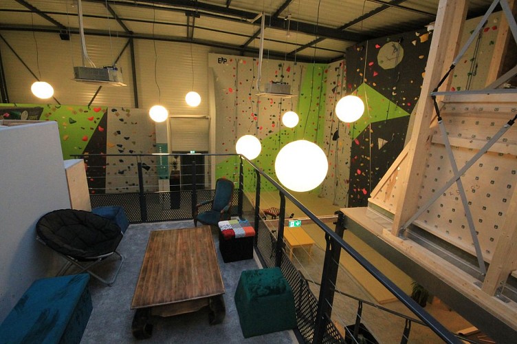 Mur d'escalade Instant Grimpe à Molsheim