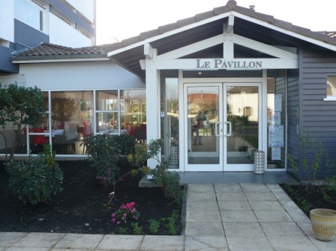 Le Pavillon
