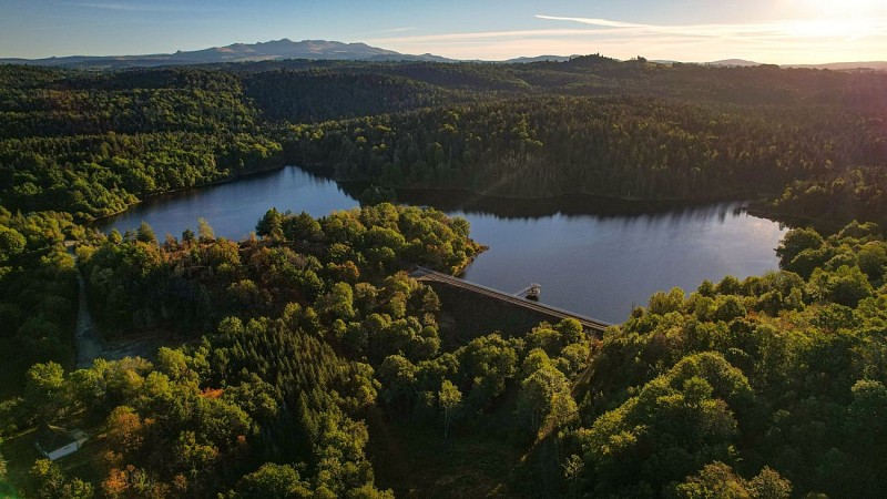 Taurons reservoir (fishing site)