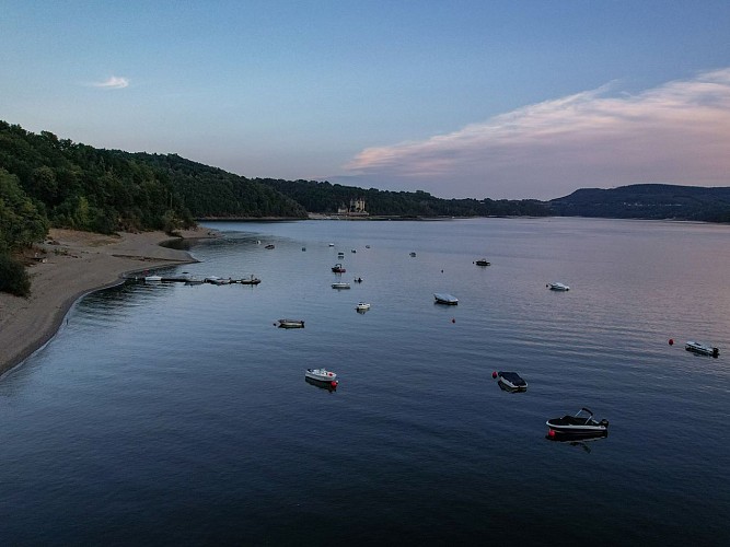 Retenue de Bort-les-Orgues (site de pêche)
