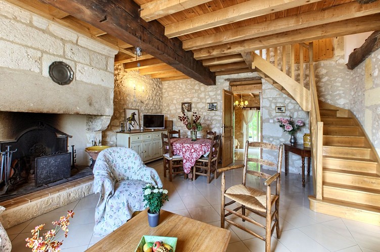 Madame Ghislaine AURORA10 (2)