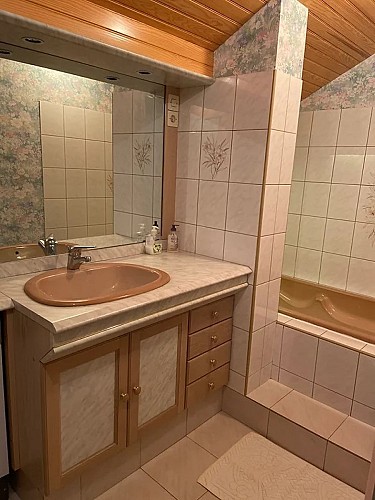 Fermette du Patural  10 personnes - MENUDIER Marie Thérèse