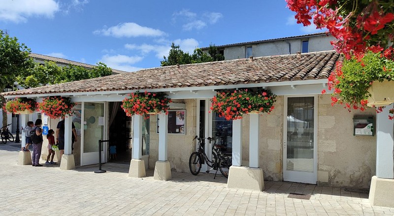 Bureau d'Accueil de La Flotte_1