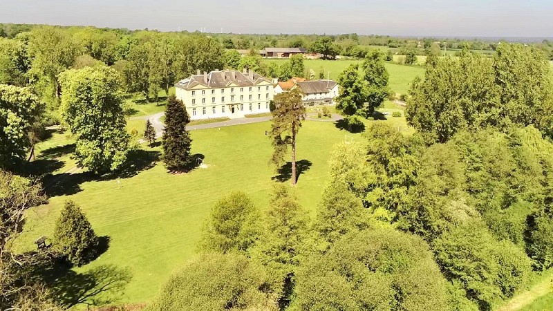 Château du Molay, Vue aérienne. 