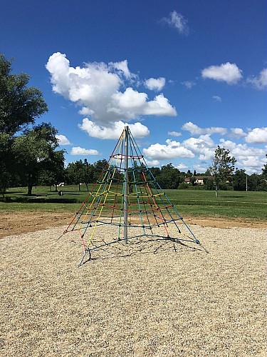 Aire de Jeux & de Pique-nique de Gauge