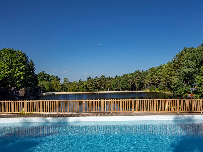 06-parentheses-imaginaires-piscine-lac-baignade