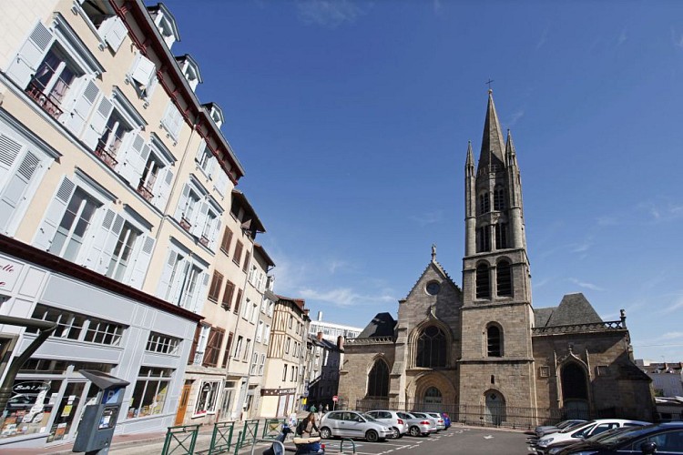 Kirche Saint-Pierre-du-Queyroix